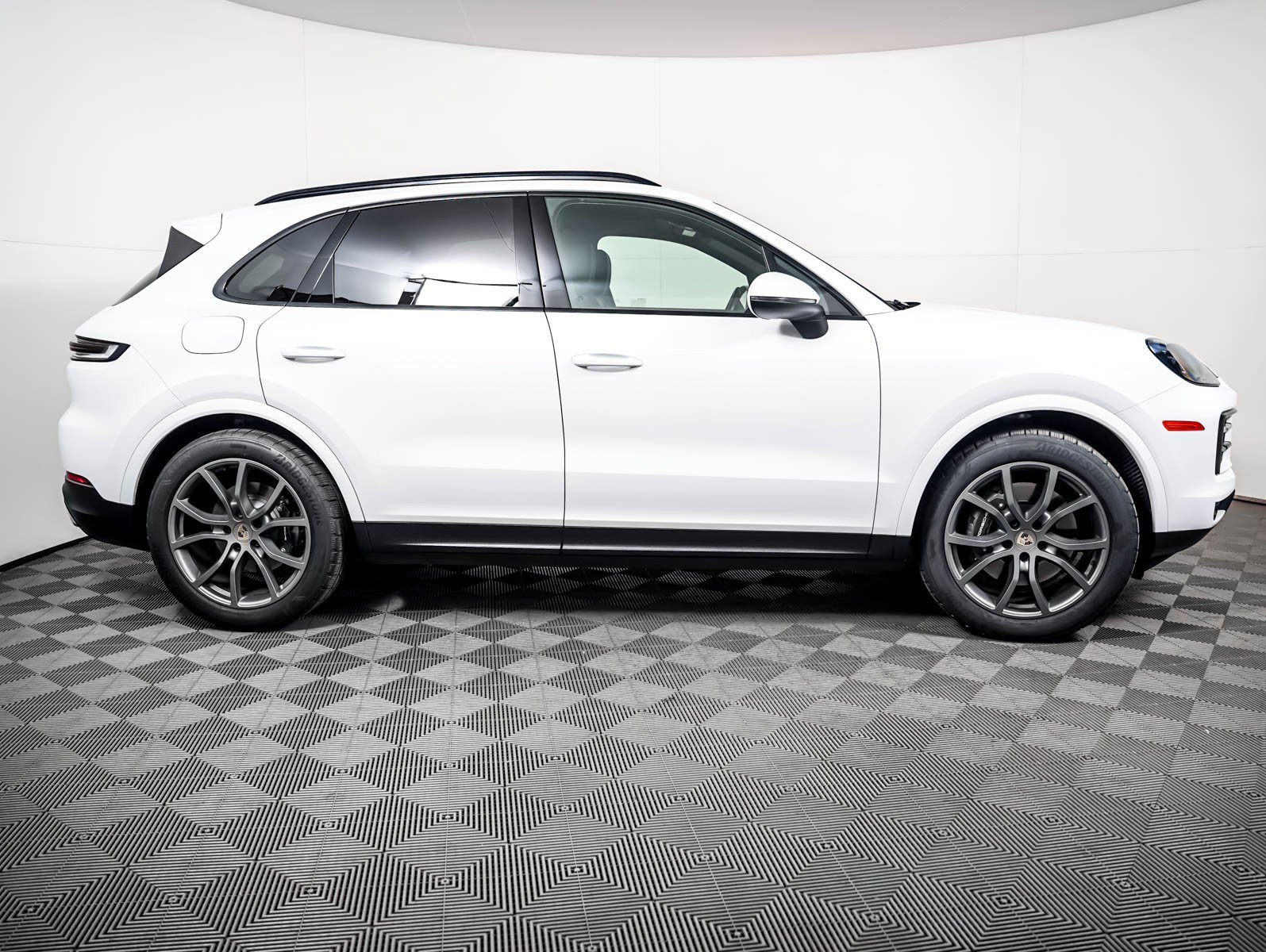 Certified Used 2024 CARRARA WHITE Porsche  image 9