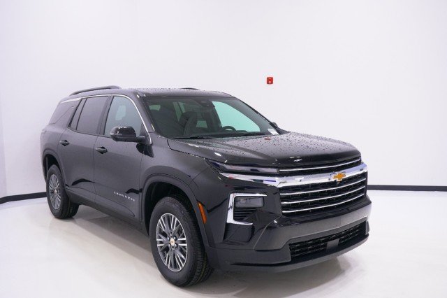 New 2026 Mosaic Black Metallic Chevrolet LT image 3