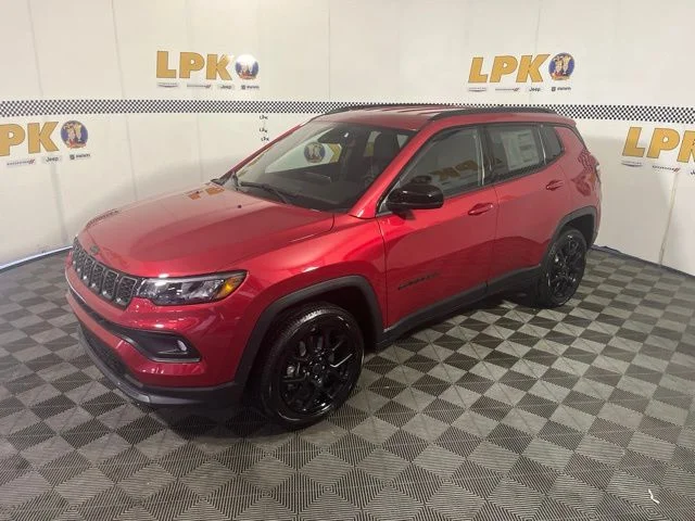 New 2026 Red Hot Pearl-Coat Exterior Paint Jeep Latitude image 8