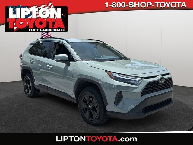2023 Toyota RAV4 XLE