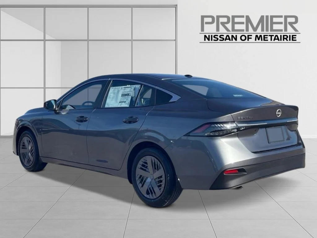 New 2027 Gray Nissan S image 3
