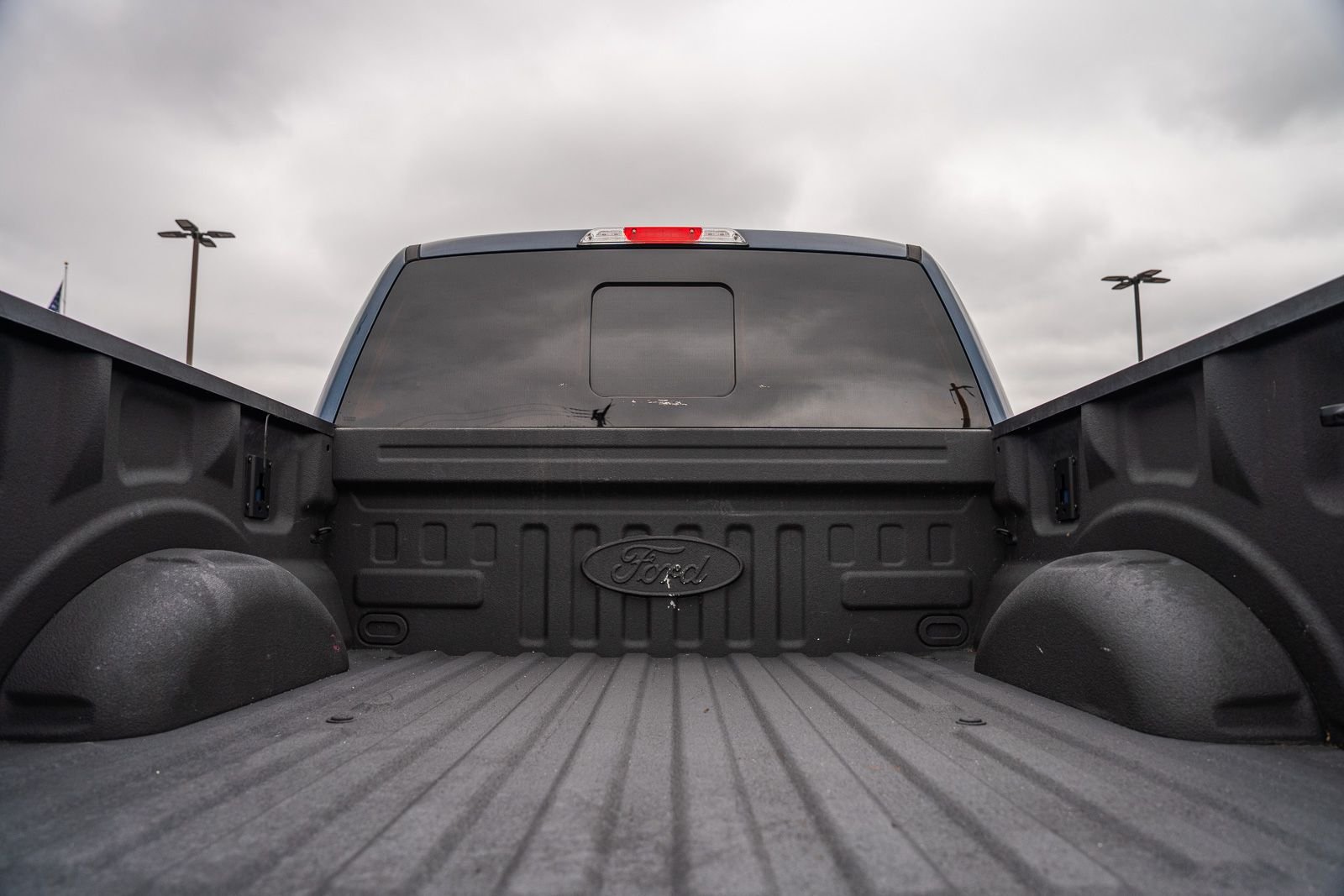 Used 2018 Blue Ford Limited image 26