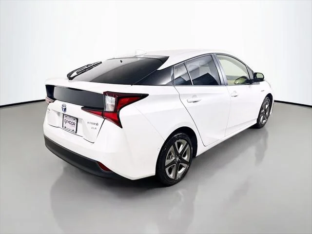 Certified Used 2022 WIND CHILL PEARL Toyota  image 7