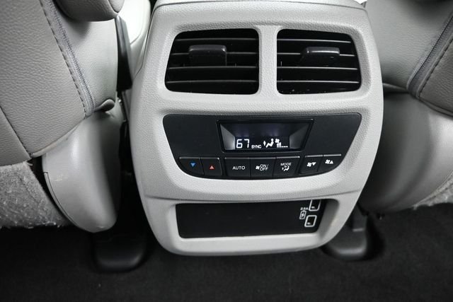 Used 2022  Honda EX-L image 17