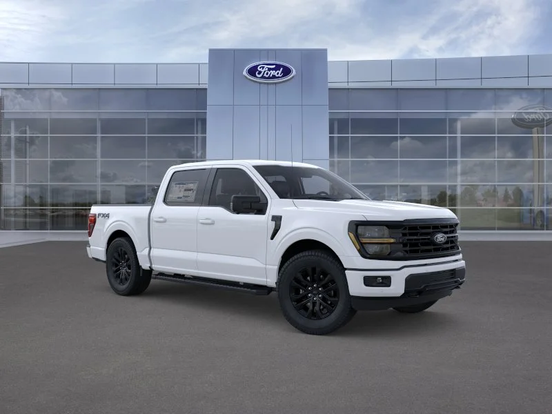 New 2026 Oxford White Ford XLT image 7