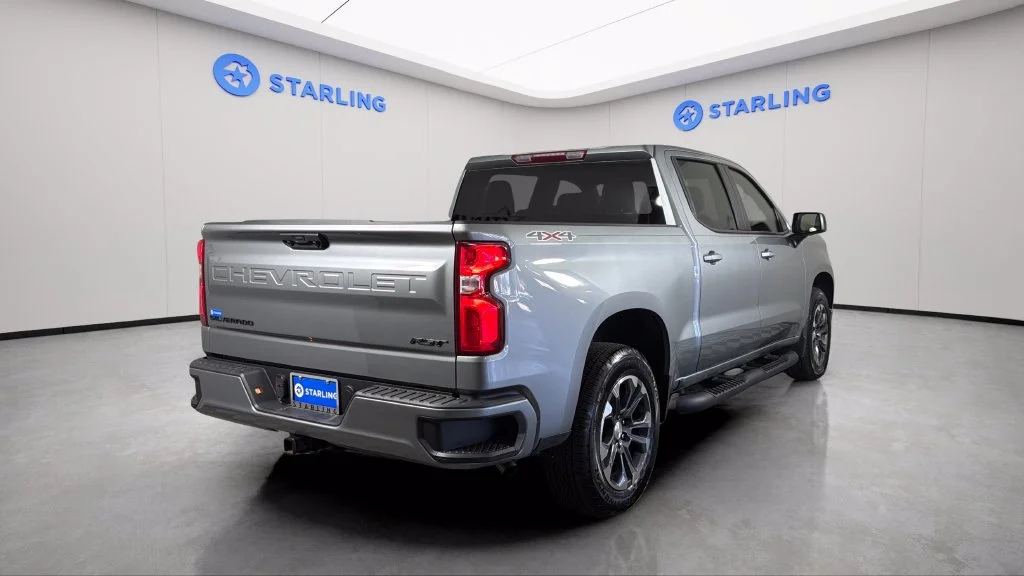 Used 2025 Sterling Gray Metallic Chevrolet RST image 8