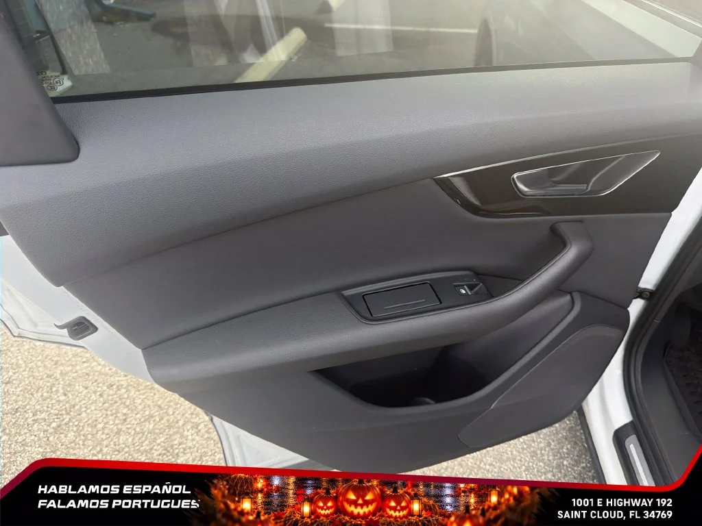 Used 2022 White Audi Premium 45 TFSI quattro Tiptronic image 22