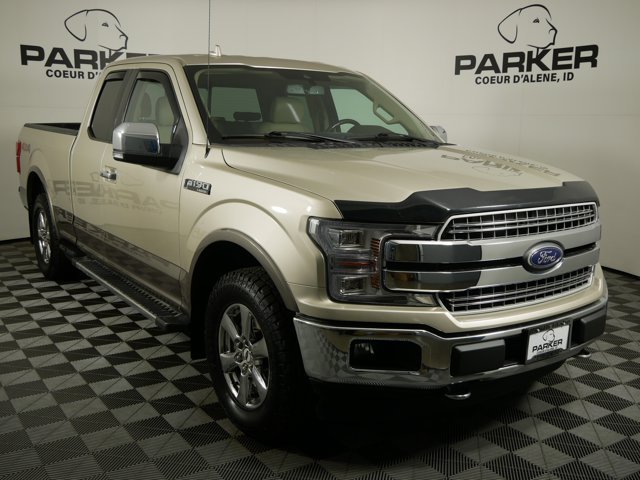 Used 2018 White Gold Ford Extended Cab LARIAT w/ Chrome Appearance Pkg image 4