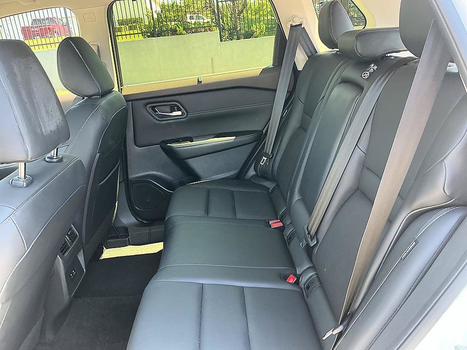 Certified Used 2023 Gun Metallic Nissan SV image 23