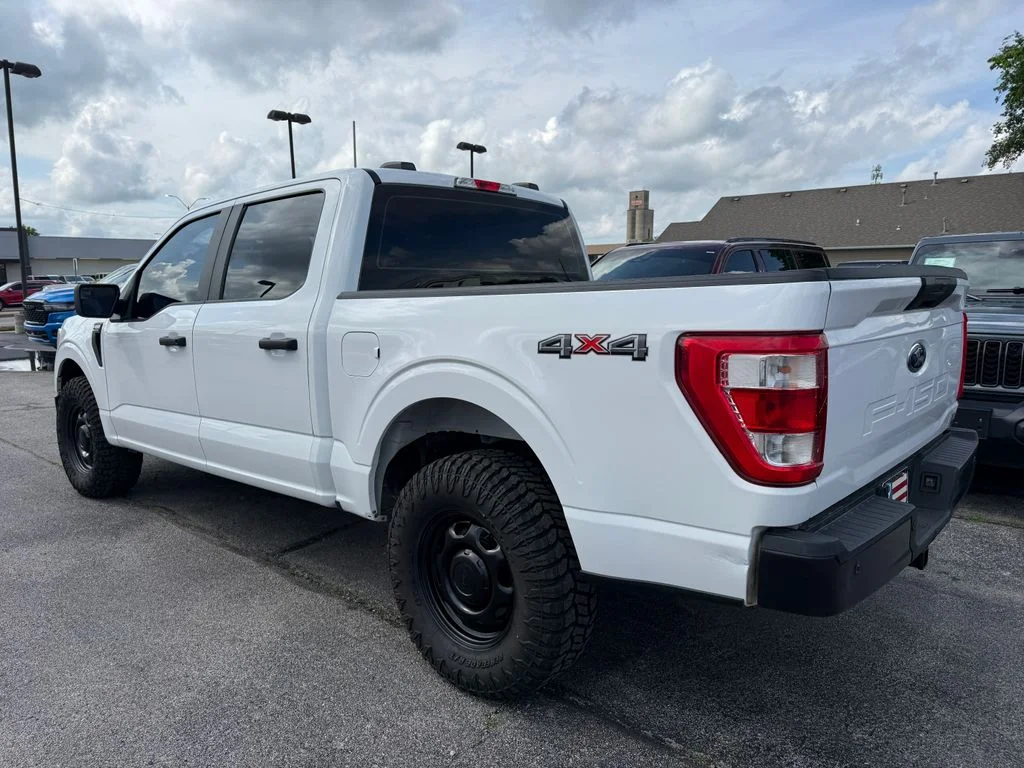 Used 2022 White Ford XL image 10