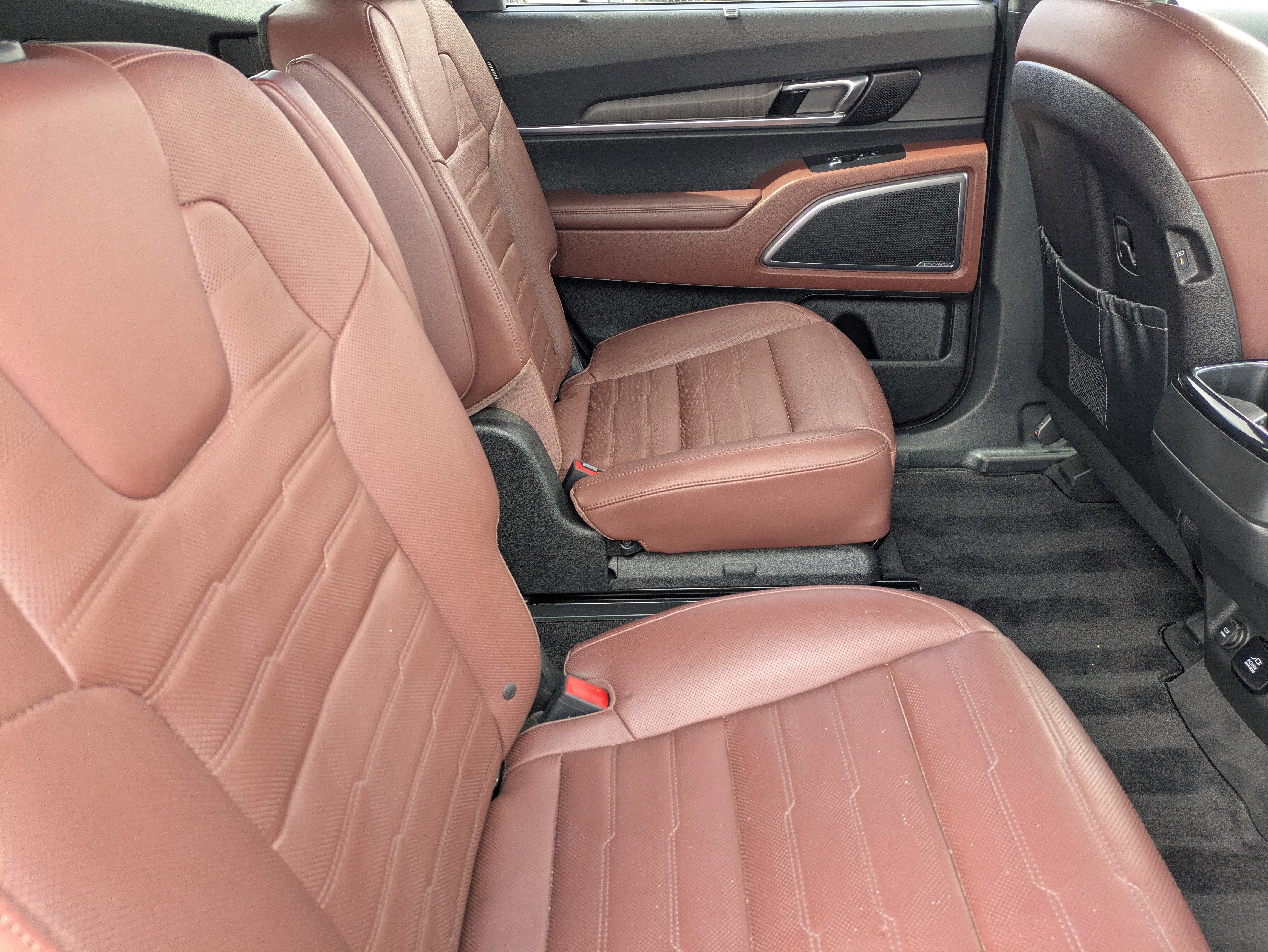 Used 2023 Midnight Lake Blue Kia SX Prestige image 12