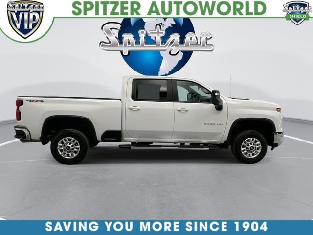 Used 2025 White Chevrolet LT image 10
