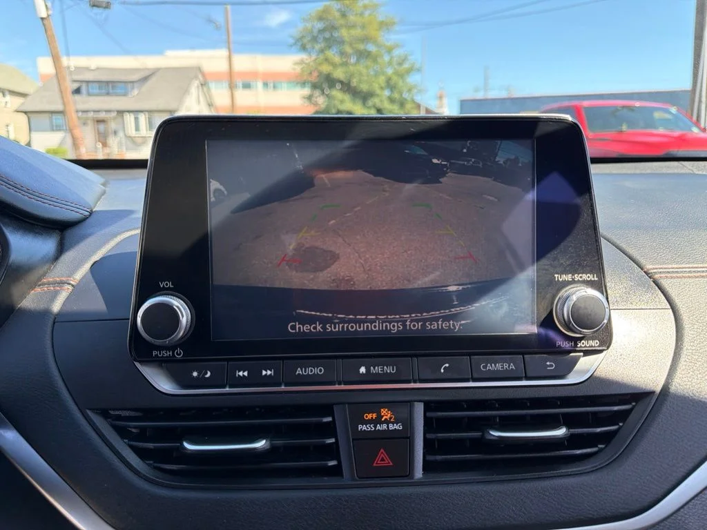 2020 Nissan Altima SR - Photo 25