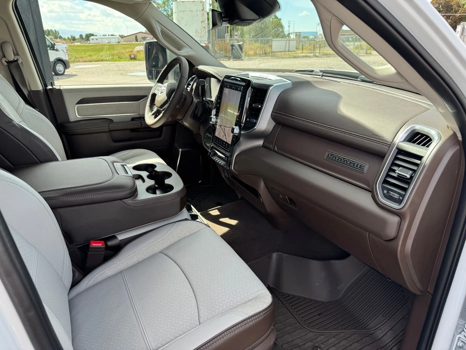 New 2027 Bright White Clearcoat RAM Laramie image 43