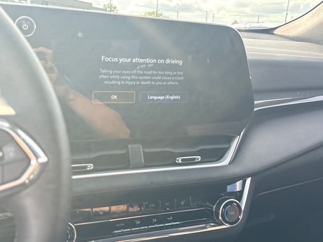 Used 2025 Black Chevrolet LT image 18