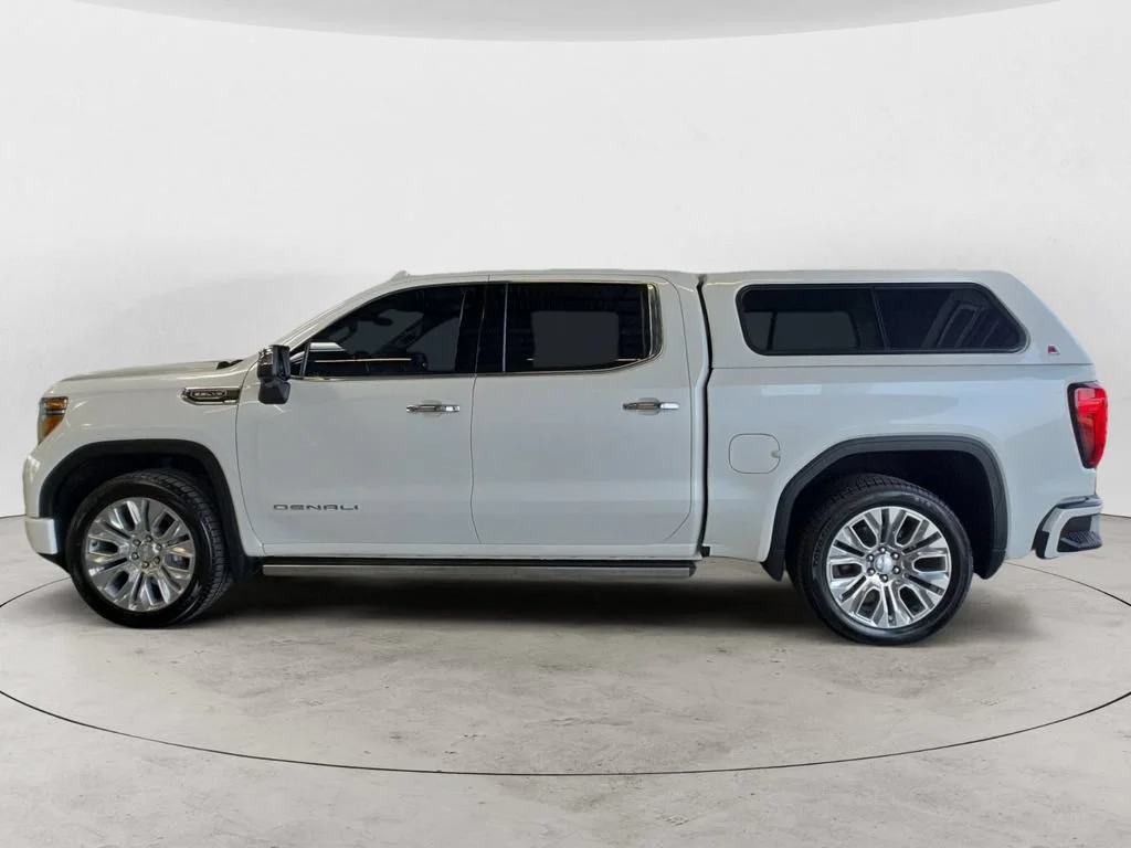 Used 2020 WHITE FROST TRICOAT GMC Denali image 8