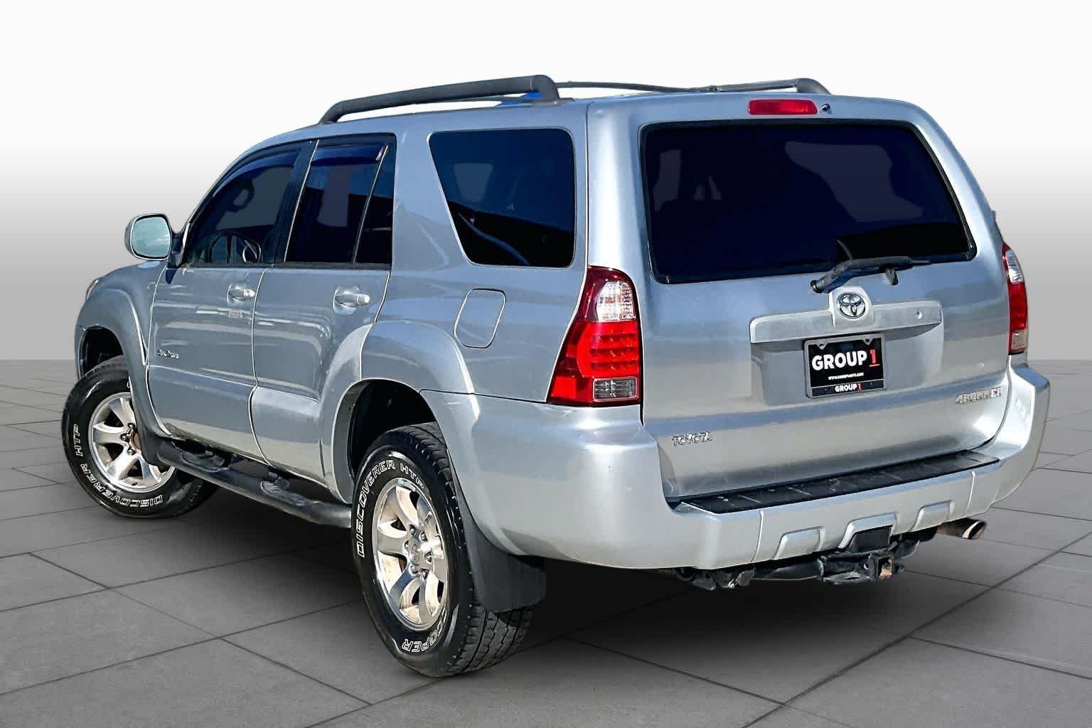 Used 2006 Titanium Metallic Toyota SR5 image 11