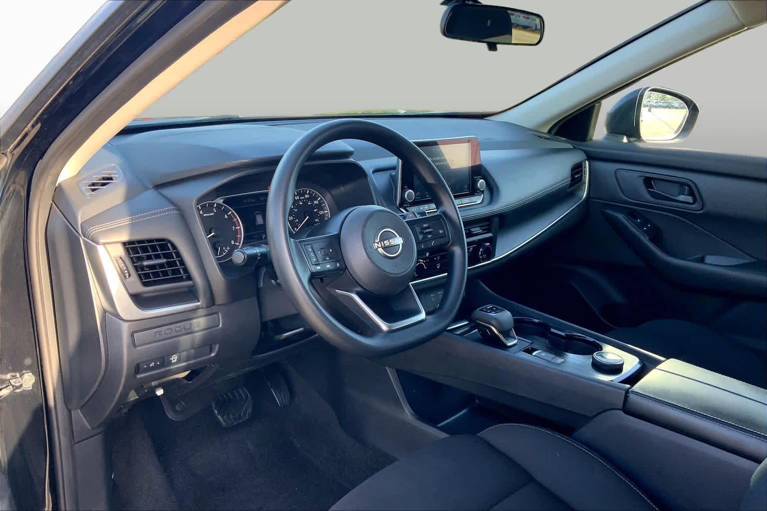 Used 2024 Super Black Nissan S image 17