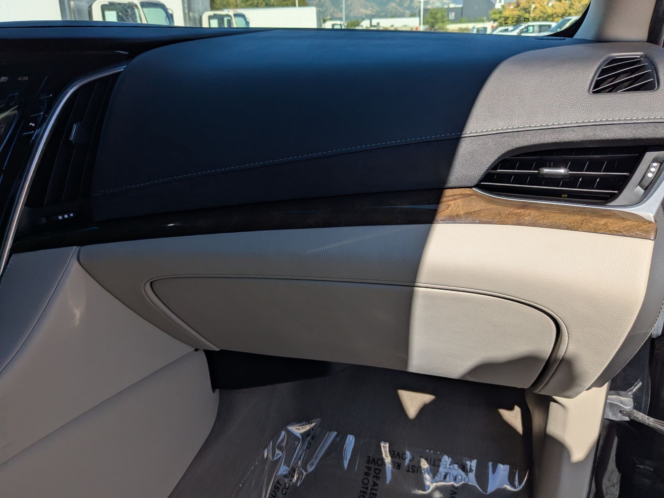 2020 Cadillac Escalade ESV Luxury - Photo 32