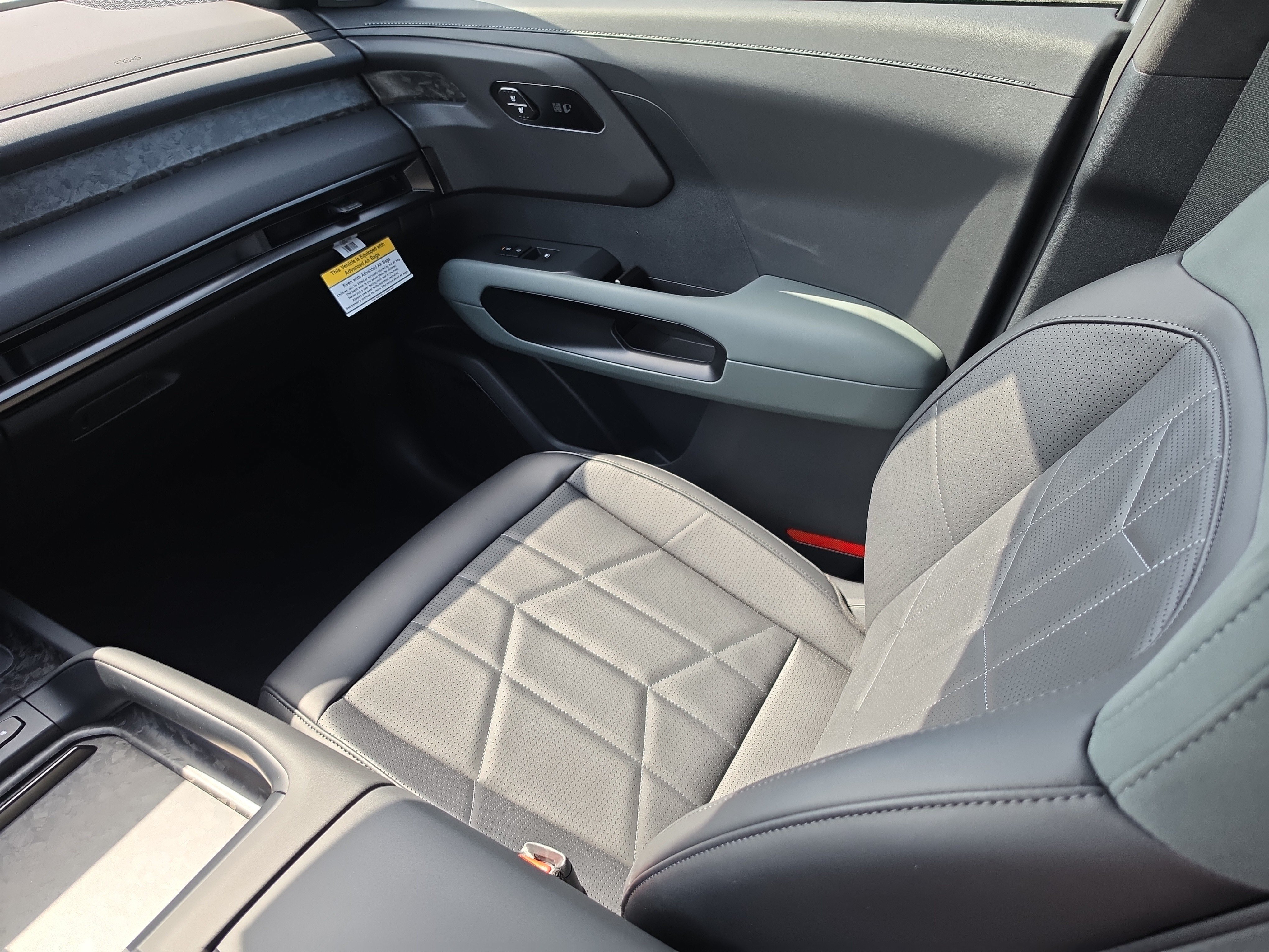 New 2027 Glacial White Kia X-Pro SX Prestige image 17