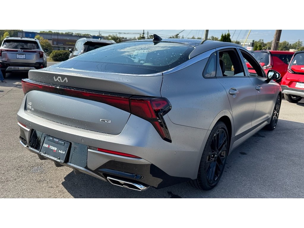 2026 Kia K5 GT photo 2