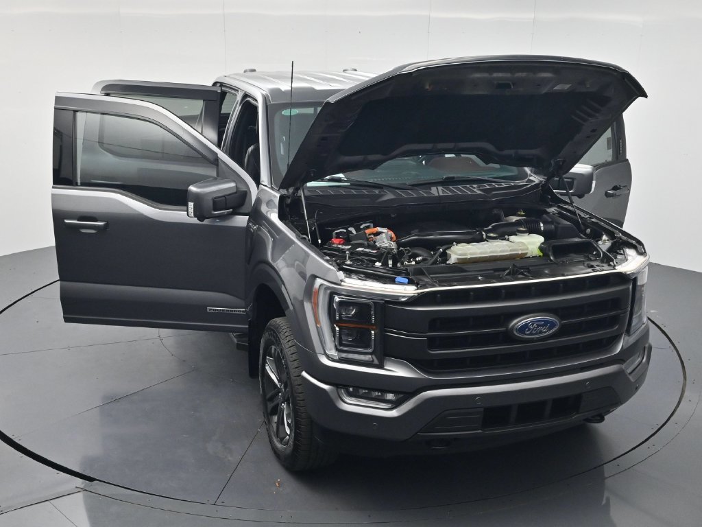 Used 2023 Gray Metallic Ford Lariat image 55