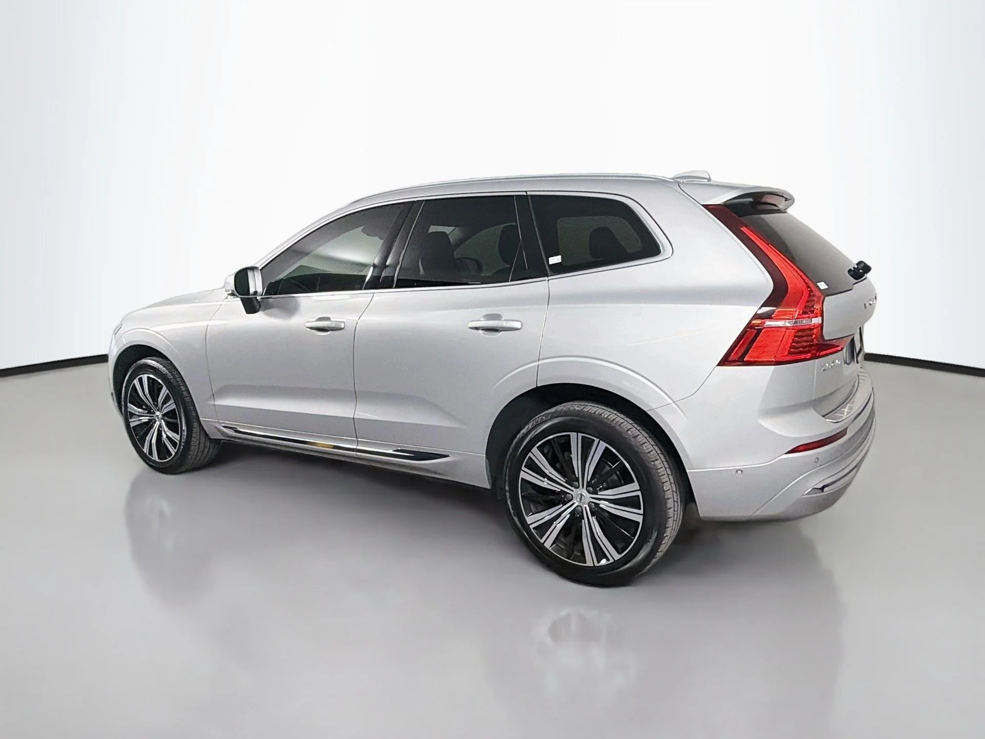 Certified Used 2023 Silver Dawn Volvo Plus image 8
