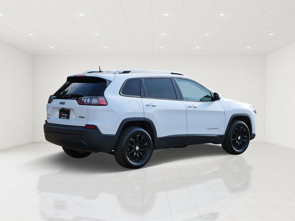 Certified Used 2020 White Jeep Latitude image 6