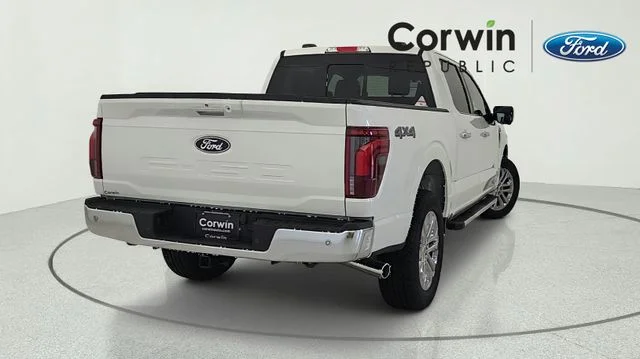 New 2026 Star White Metallic Tri-Coat Ford Lariat® image 5