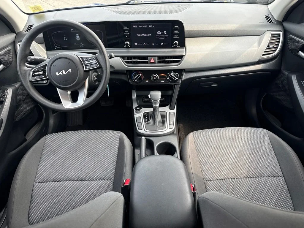 Used 2024 Blue Kia LX image 19