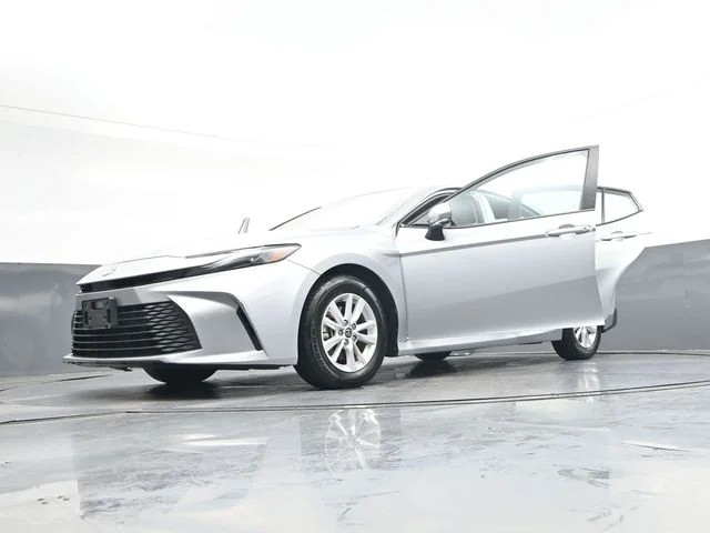 Used 2025 Silver Toyota LE image 44
