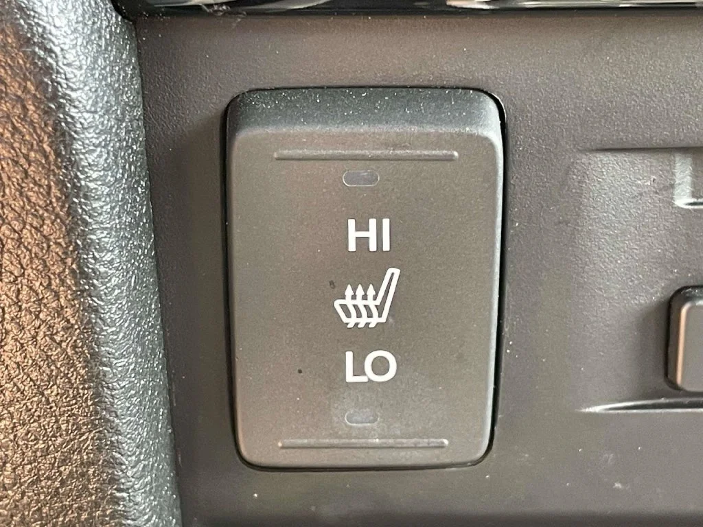 Used 2017  Honda Touring image 19