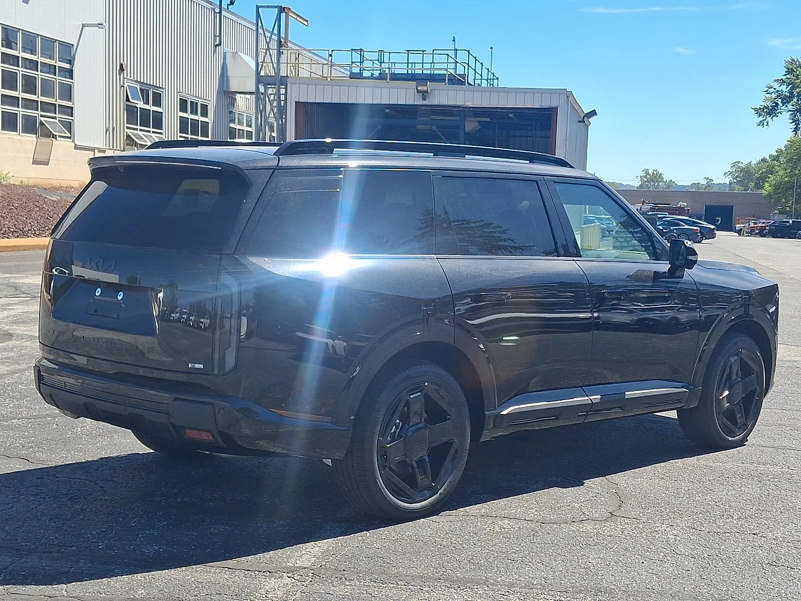 New 2027 Black Kia X-Line SX-Prestige image 3