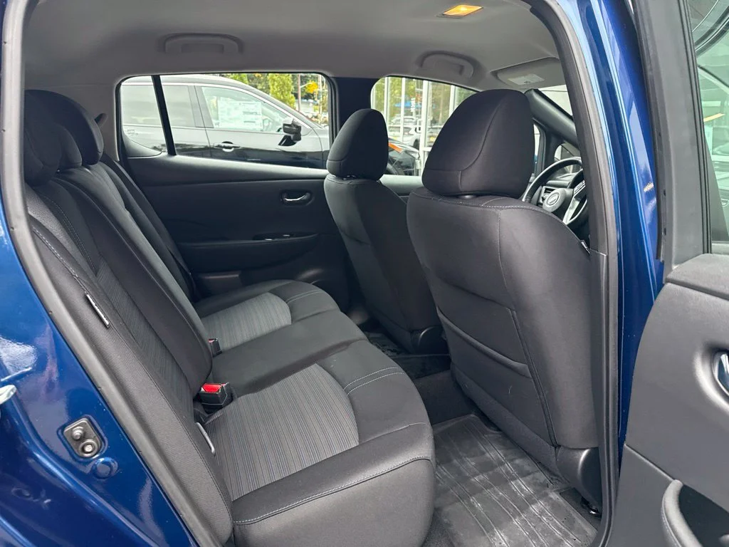 Used 2022 Deep Blue Pearl Nissan SV image 11
