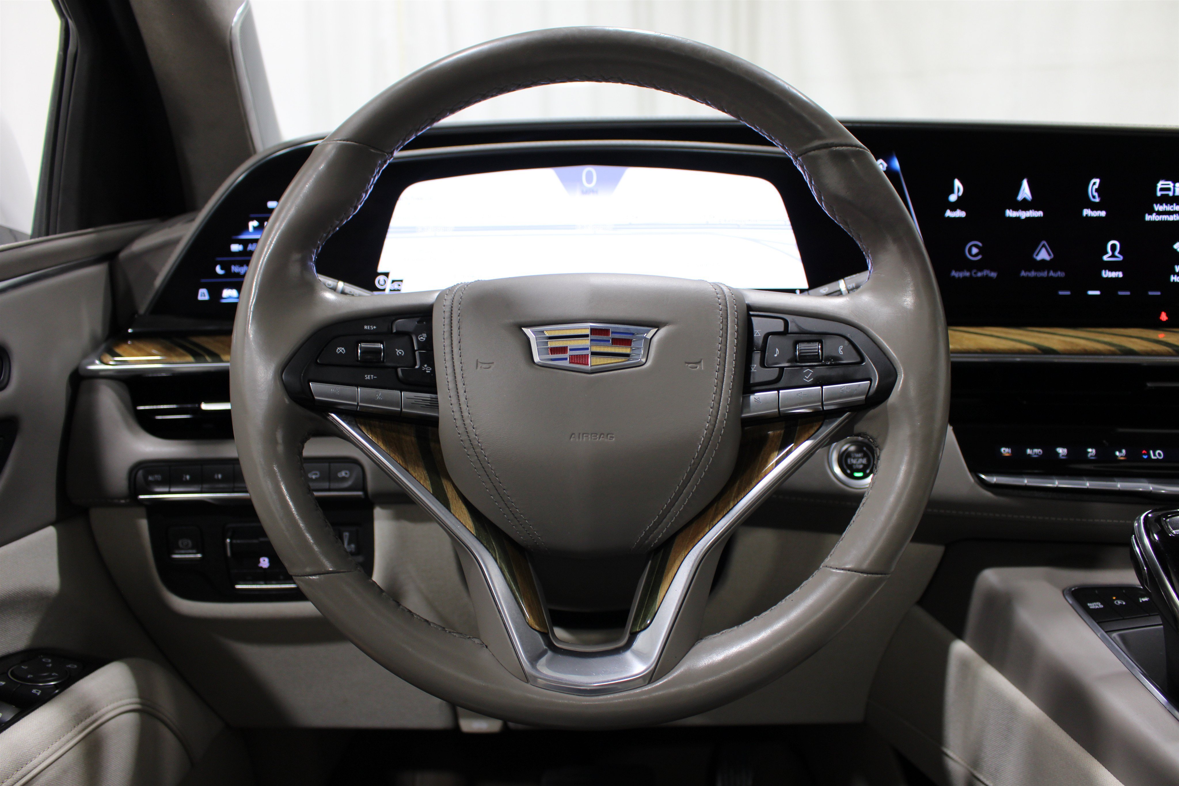 Used 2023 Crystal White Tricoat Cadillac 4WD Sport Platinum image 11