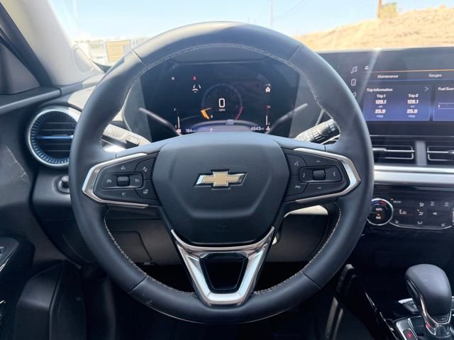2025 Chevrolet Trax LT - Photo 9