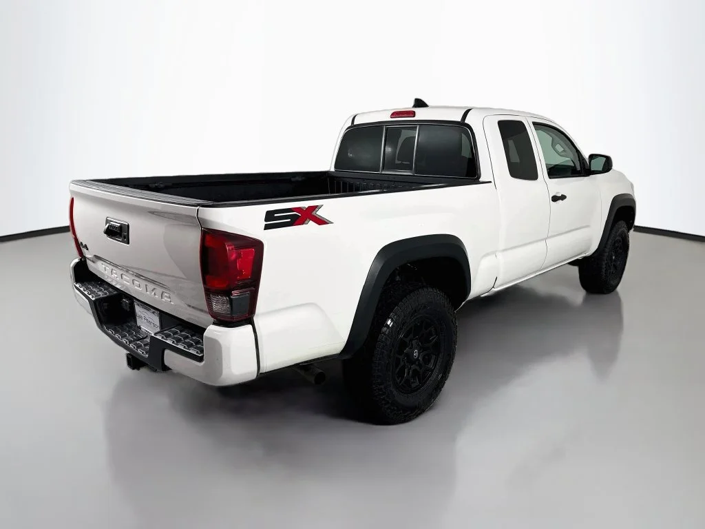 Used 2021 Super White Toyota SR image 9