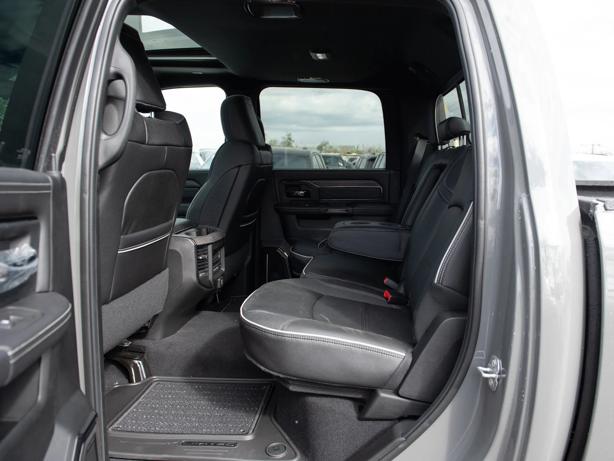 New 2026 Grey RAM Limited* image 28