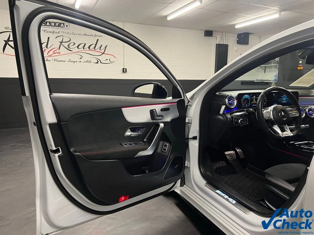 Used 2021 White Mercedes-Benz Base image 15