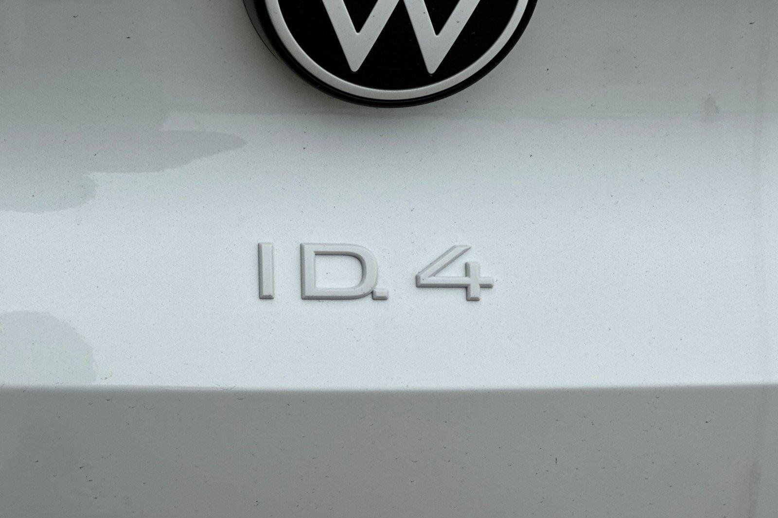 New 2026 Opal White Pearl Volkswagen Pro image 27