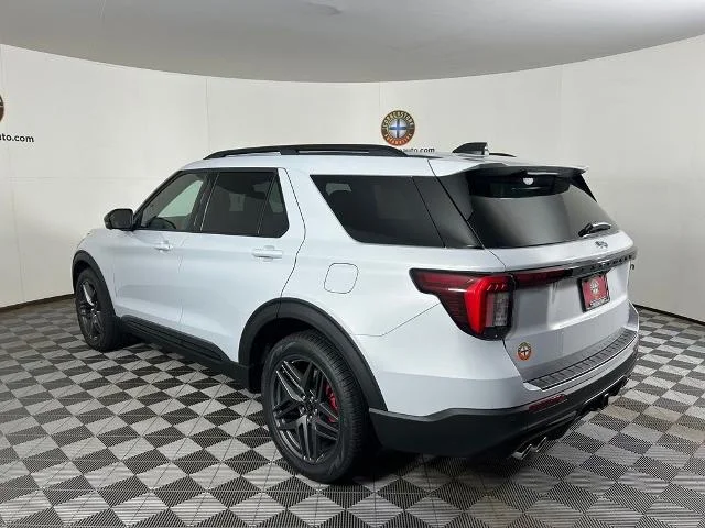New 2026 Space White Metallic Ford ST image 18