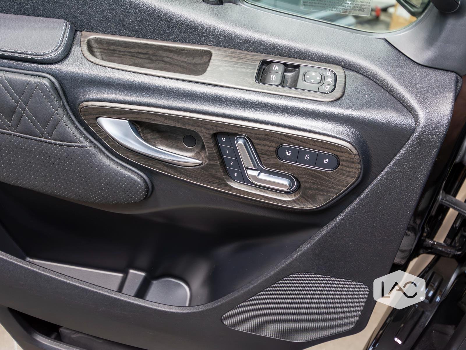 New 2026 BLACK OGV LUXURY COACH AWD 144 | ADV PKG 1.1 | PetSafe image 13