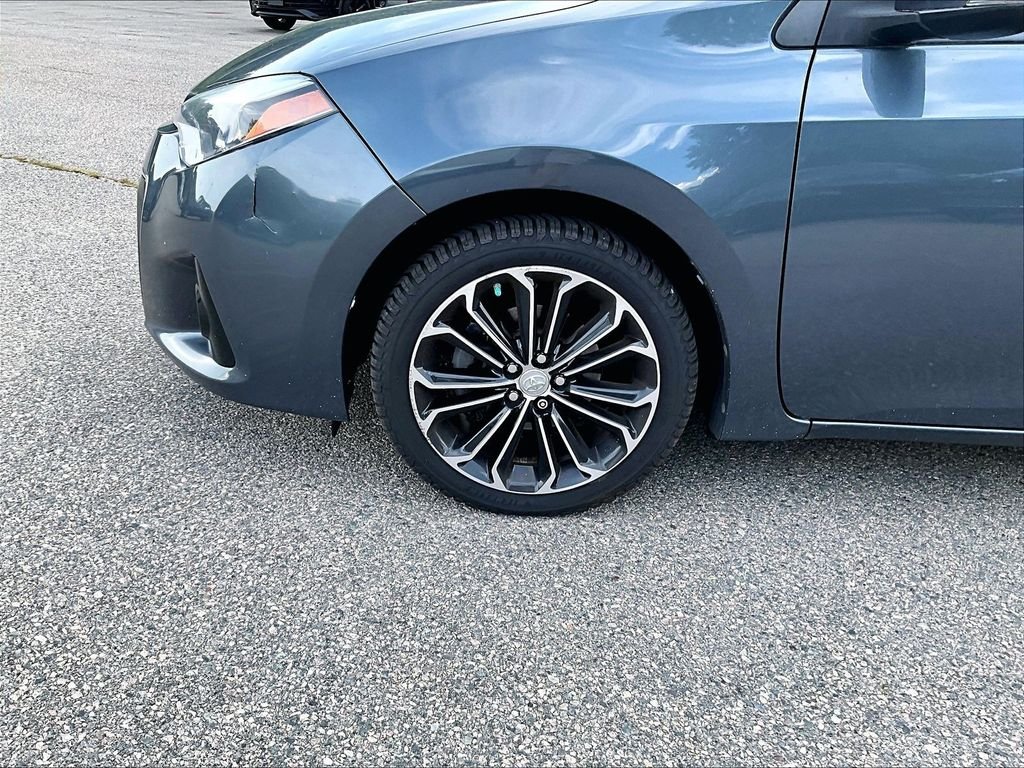 Used 2014 Gray Toyota S Premium image 7