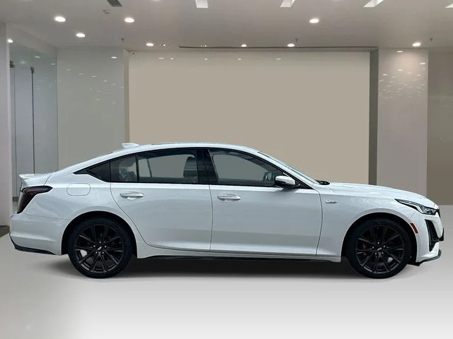 Used 2022 White Cadillac V-Series image 5