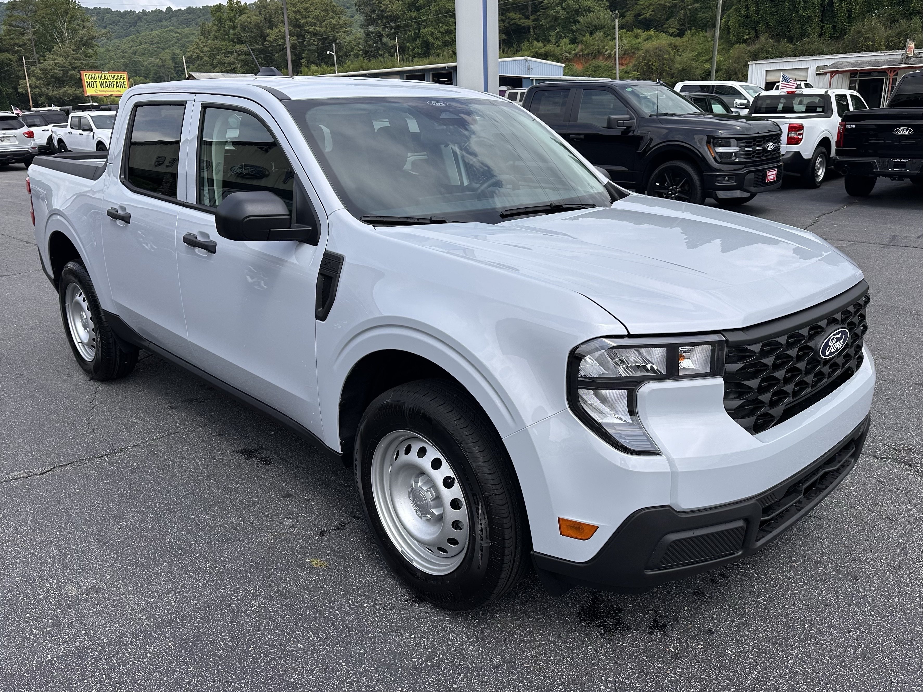 New 2026 Space White Metallic Ford XL image 4