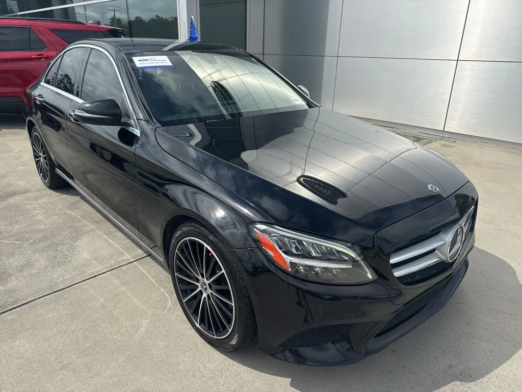 2021 Mercedes-Benz C-Class C300's photo
