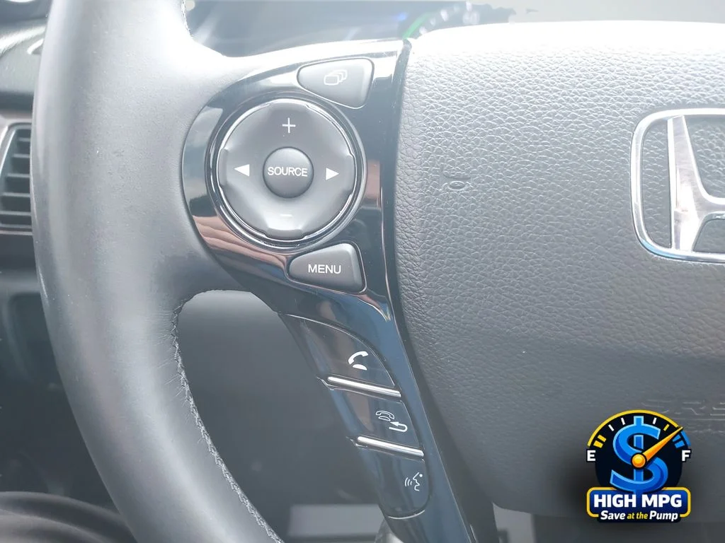 Used 2017 Black Honda EX-L image 18