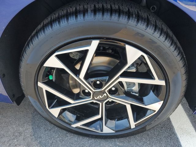 2025 Kia K5 EX - Photo 7