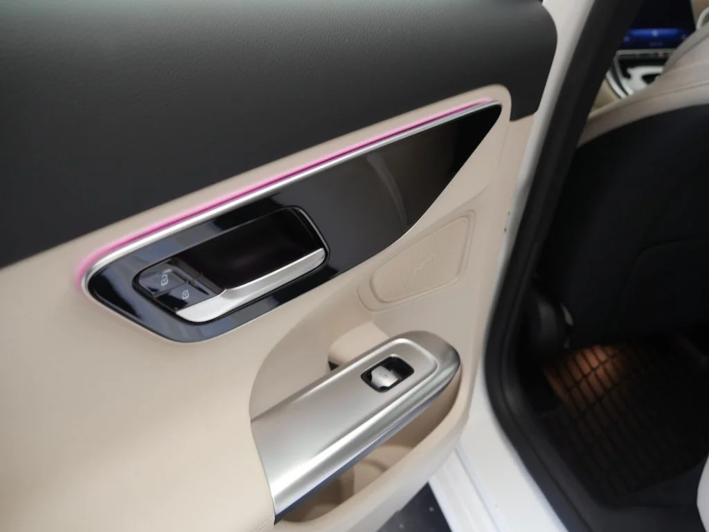 Certified Used 2023 Polar White Mercedes-Benz C 300 image 19