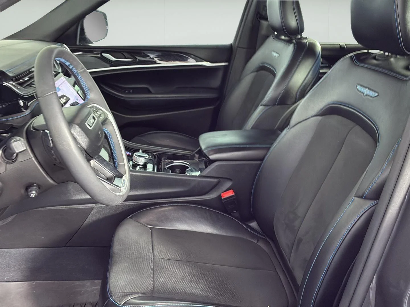 Used 2023 Baltic Gray Metallic Clearcoat Jeep Trailhawk image 24